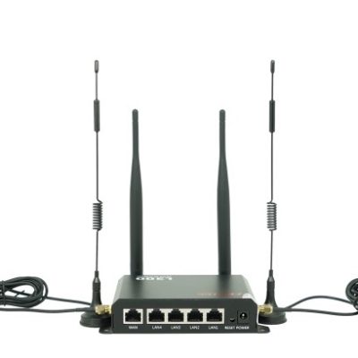 Thiết bị mạng Router 4G/LTE bán công nghiệp Aptek L300
