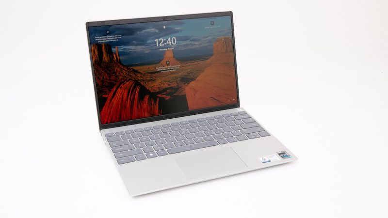 Laptop Văn Phòng Dell ins 5330 Core i5-1340P 16G SSD512 VGA intel Màn 13.3QHD 2.5K Win 11 Vântay Vỏ nhôm Bạc